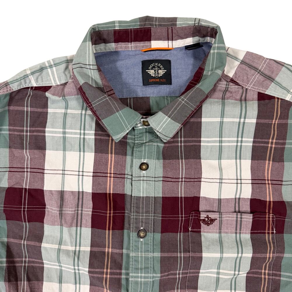 Dockers Supreme Flex Plaid Button Up Shirt Mens XL Burgundy Green Short Sleeve